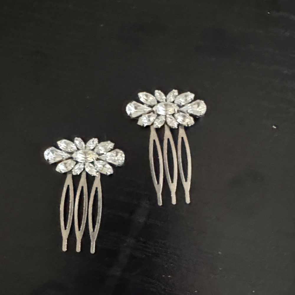 Elegant Silver Hair Combs with Crystals